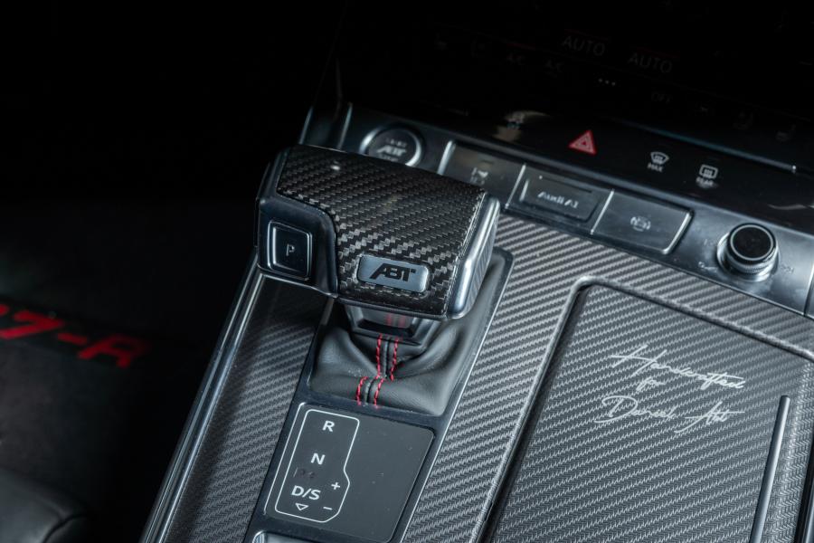 Детали интерьера Audi RS7-R by ABT 2020 года  (фото 24 из 28)